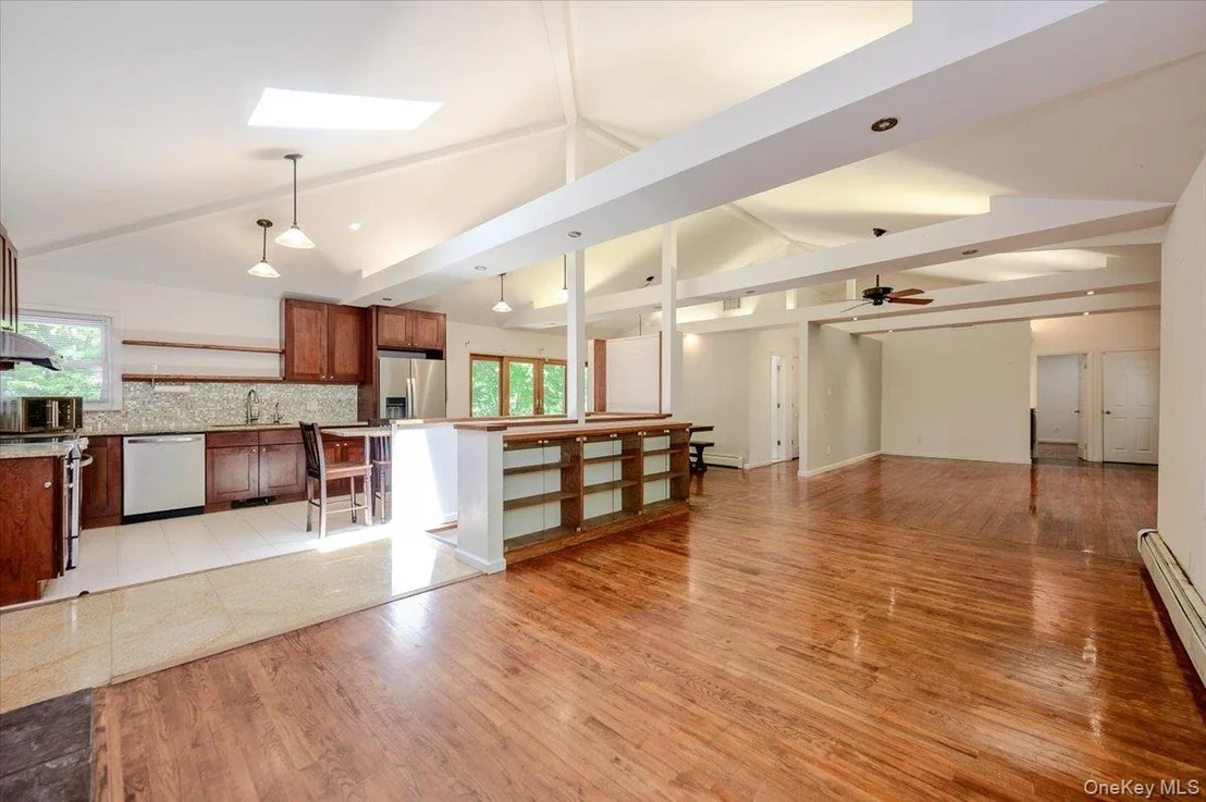 Photo of 53 Ehrhardt Way