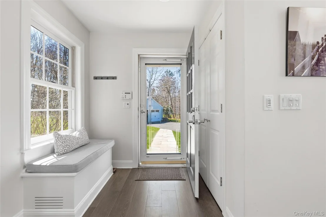 Photo of 6 Spruce Hollow