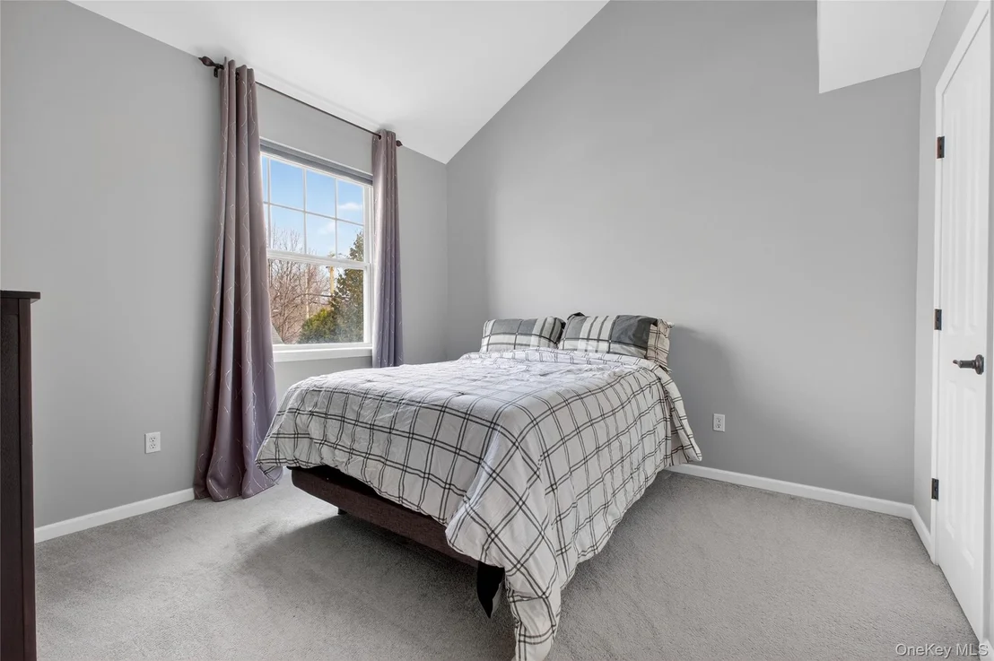 Photo of 310 Bridgeview Drive