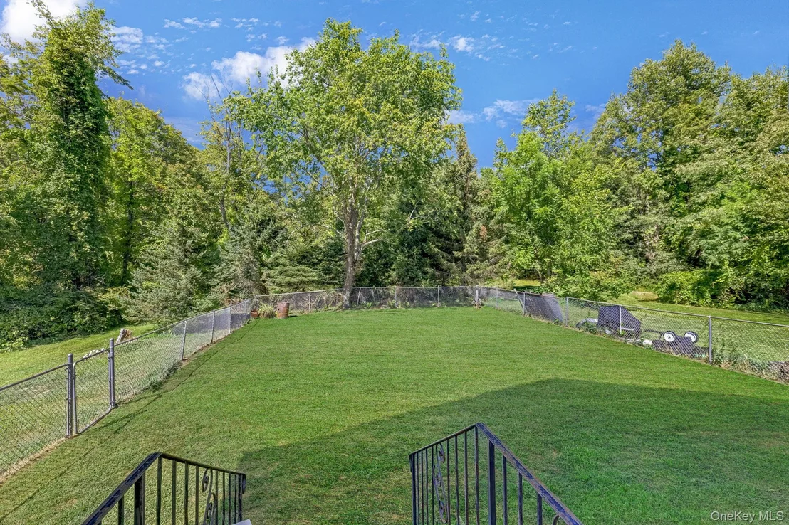 Photo of 19 Eagle Heights Place