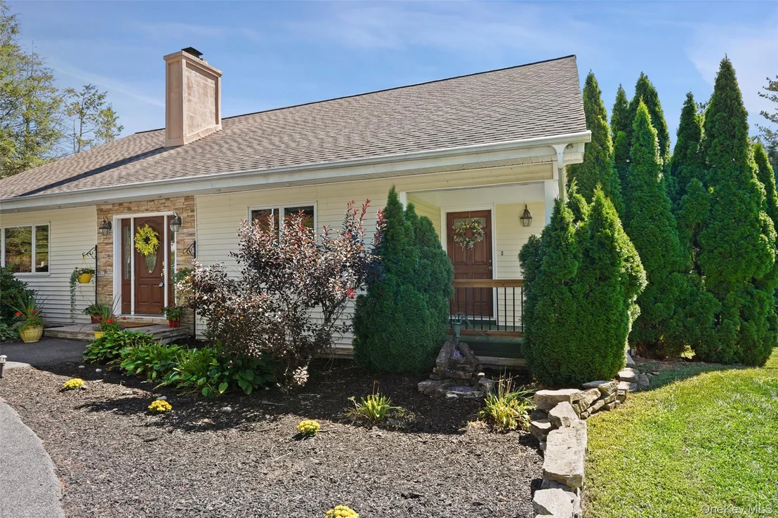 Photo of 10 Chestnut Drive