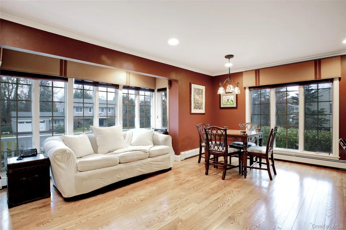 Photo of 330 Chestnut Drive