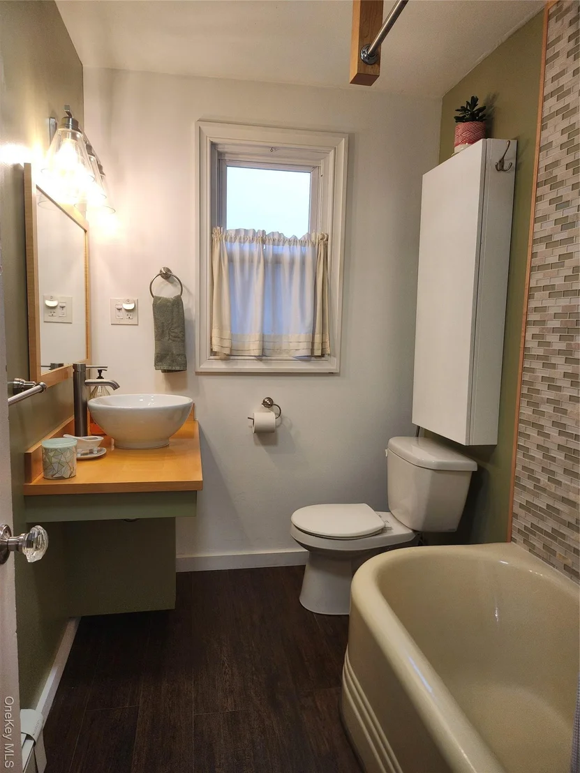 Photo of 39 W Pine Road