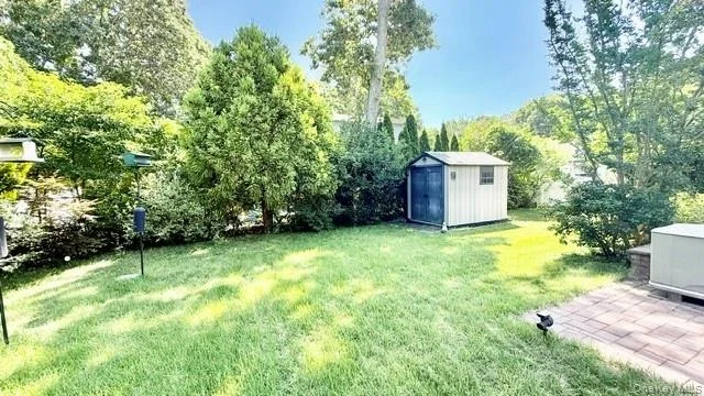 Photo of 37 Hampton Avenue