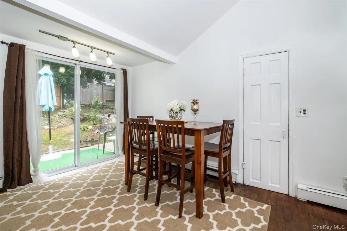 Photo of 40 Florence Avenue