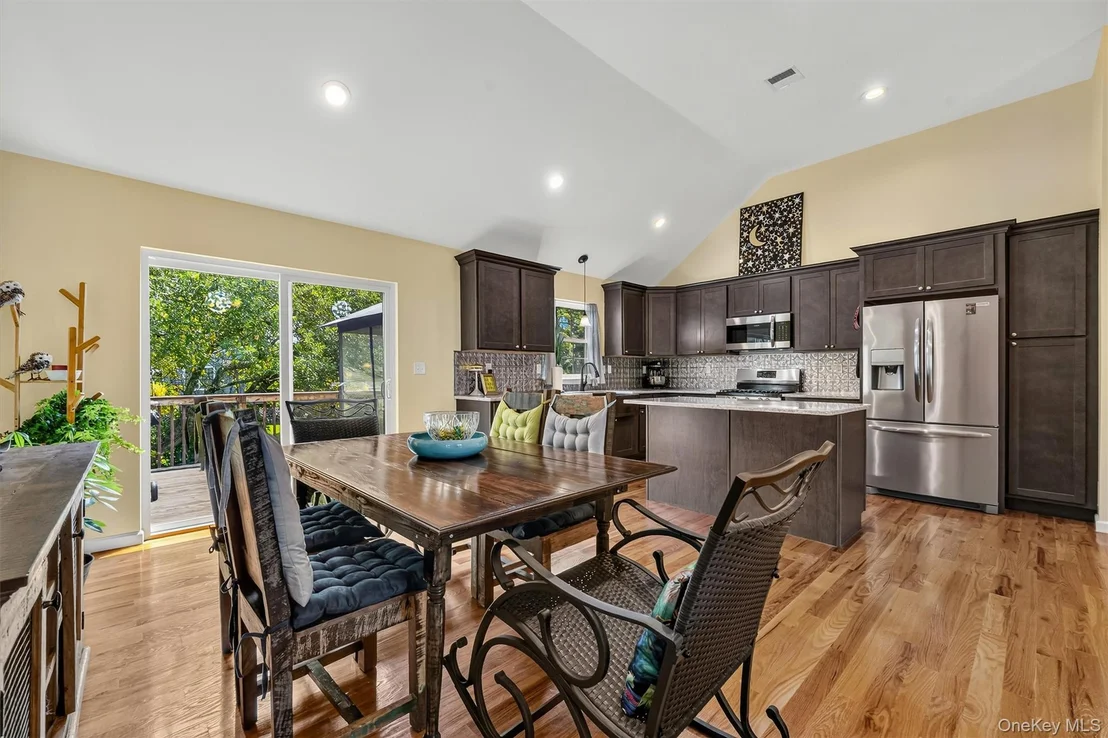 Photo of 1 Bell Way