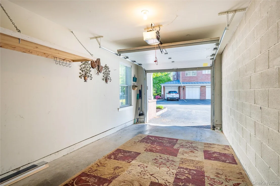 Photo of 326 Regency Drive