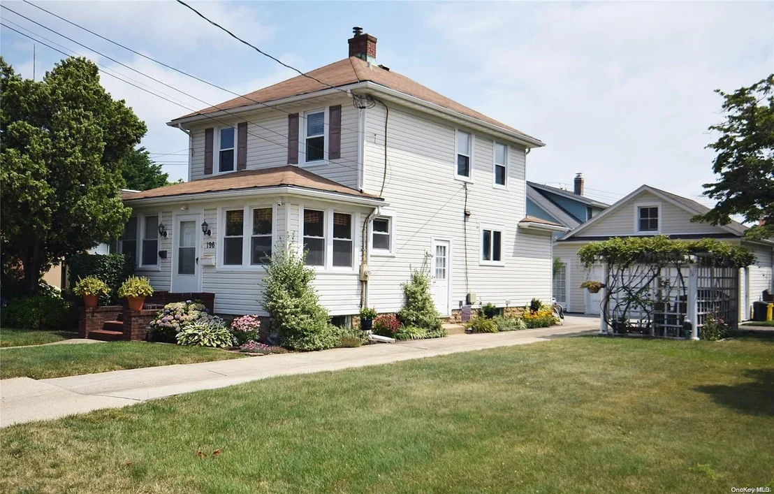 Photo of 196 Park Avenue