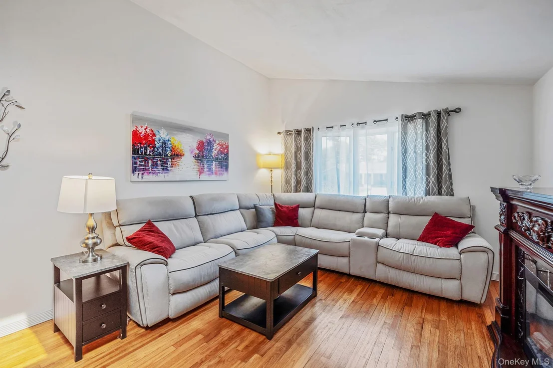 Photo of 33 Brilner Drive