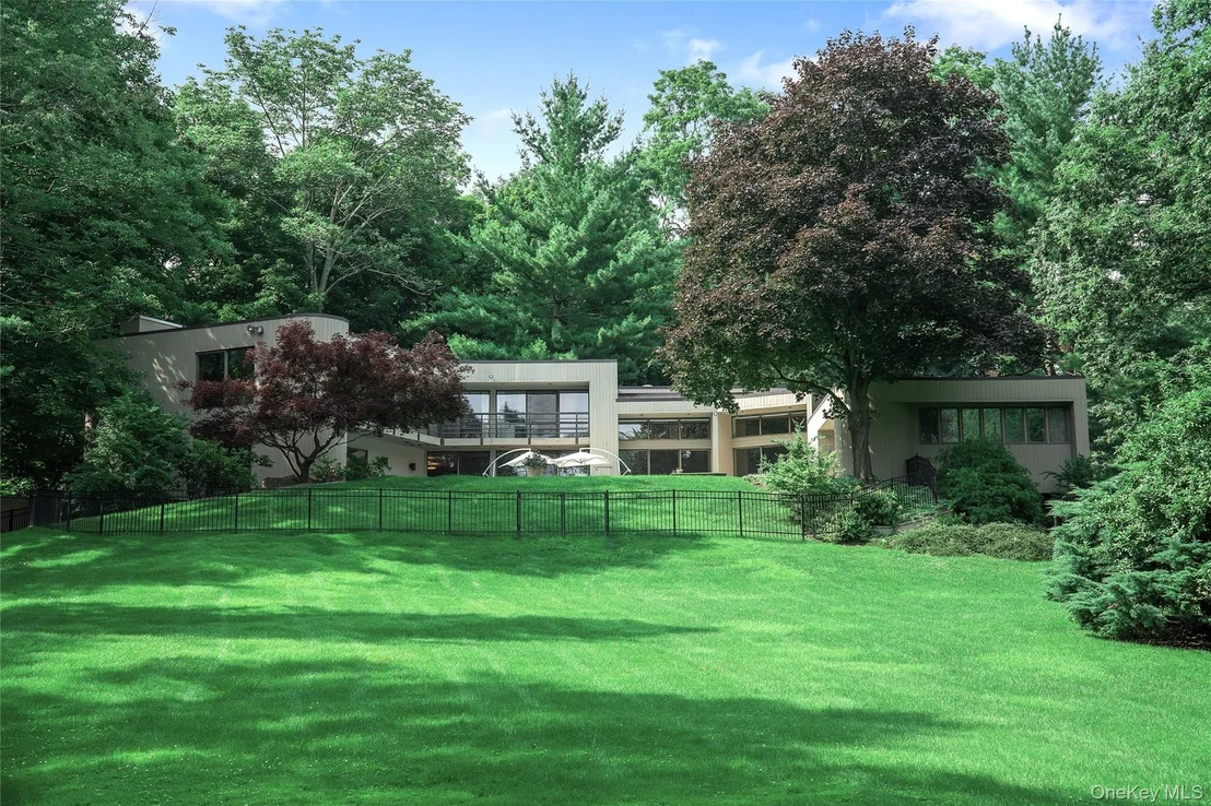 Photo of 20 Cole Drive