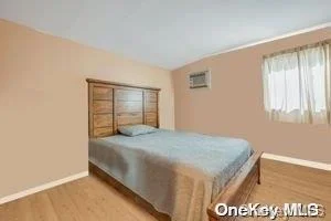 Photo of 320 Commack Road
