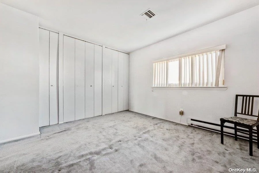 Photo of Unit 709 at 2355 Pershing Boulevard
