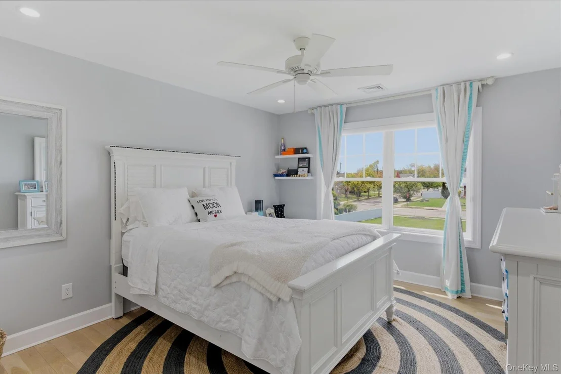 Photo of 240 Clocks Boulevard