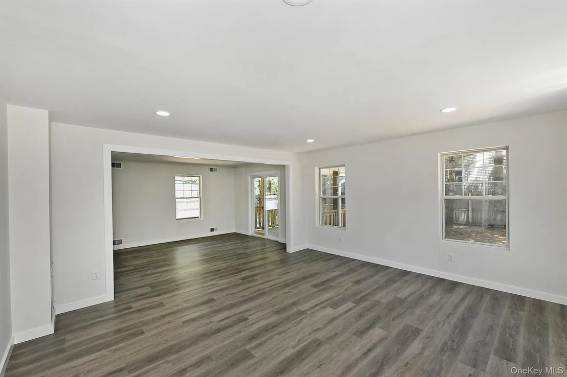 Photo of 208 Lake Drive