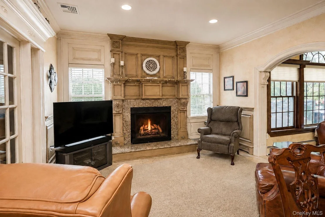 Photo of 10 Sutherland Drive