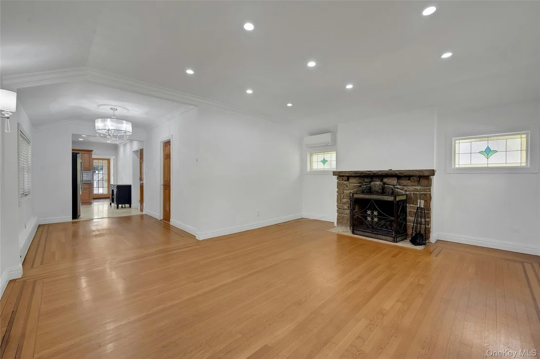 Photo of 4408 Locust Point Drive