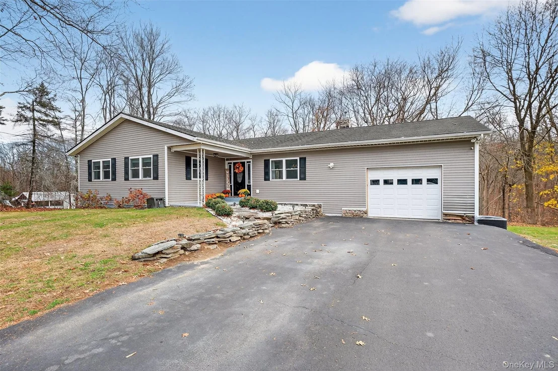 Photo of 8 Ridge Road
