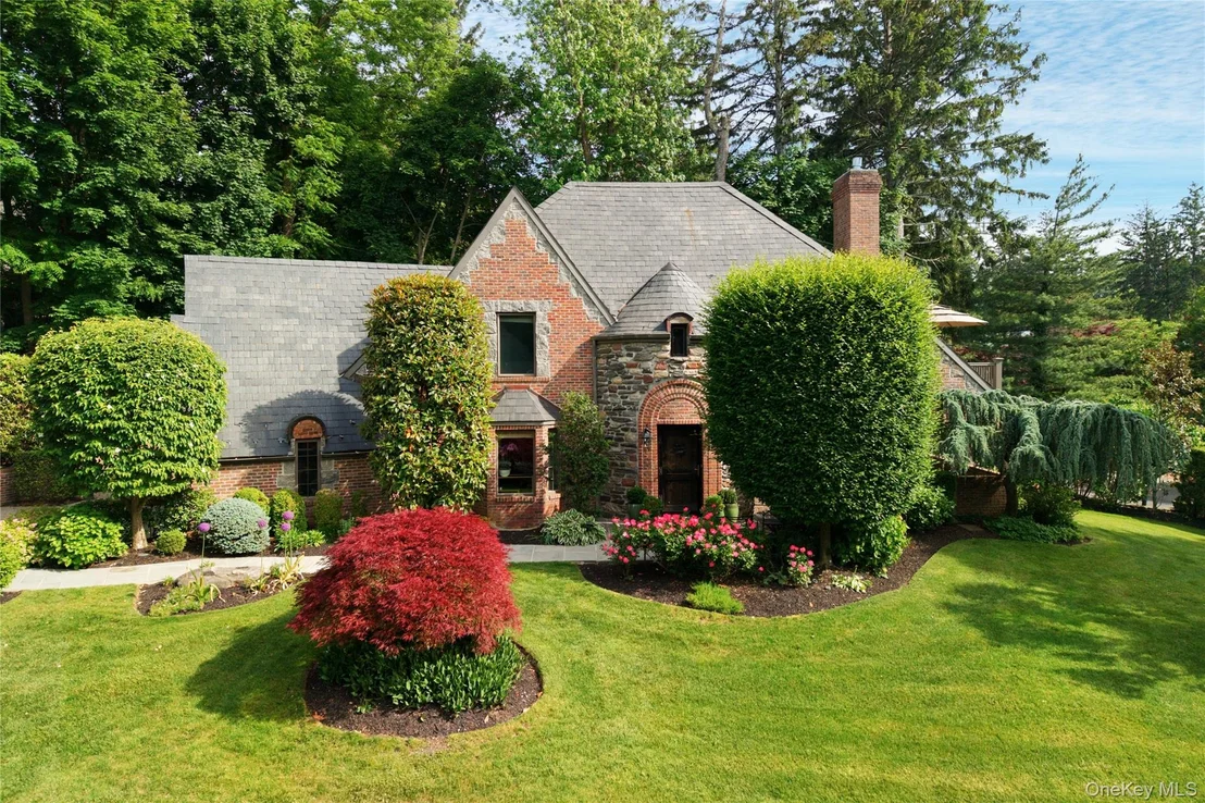Photo of 134 Old Mill Road