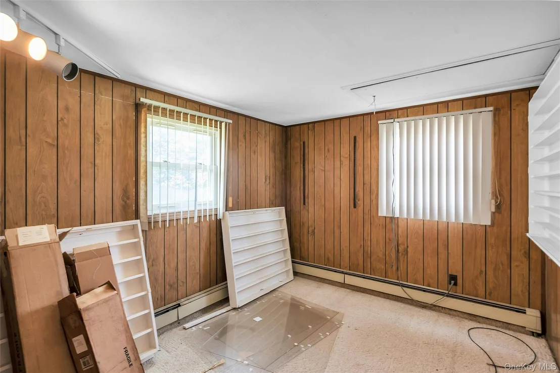 Photo of 4 Crabapple Lane