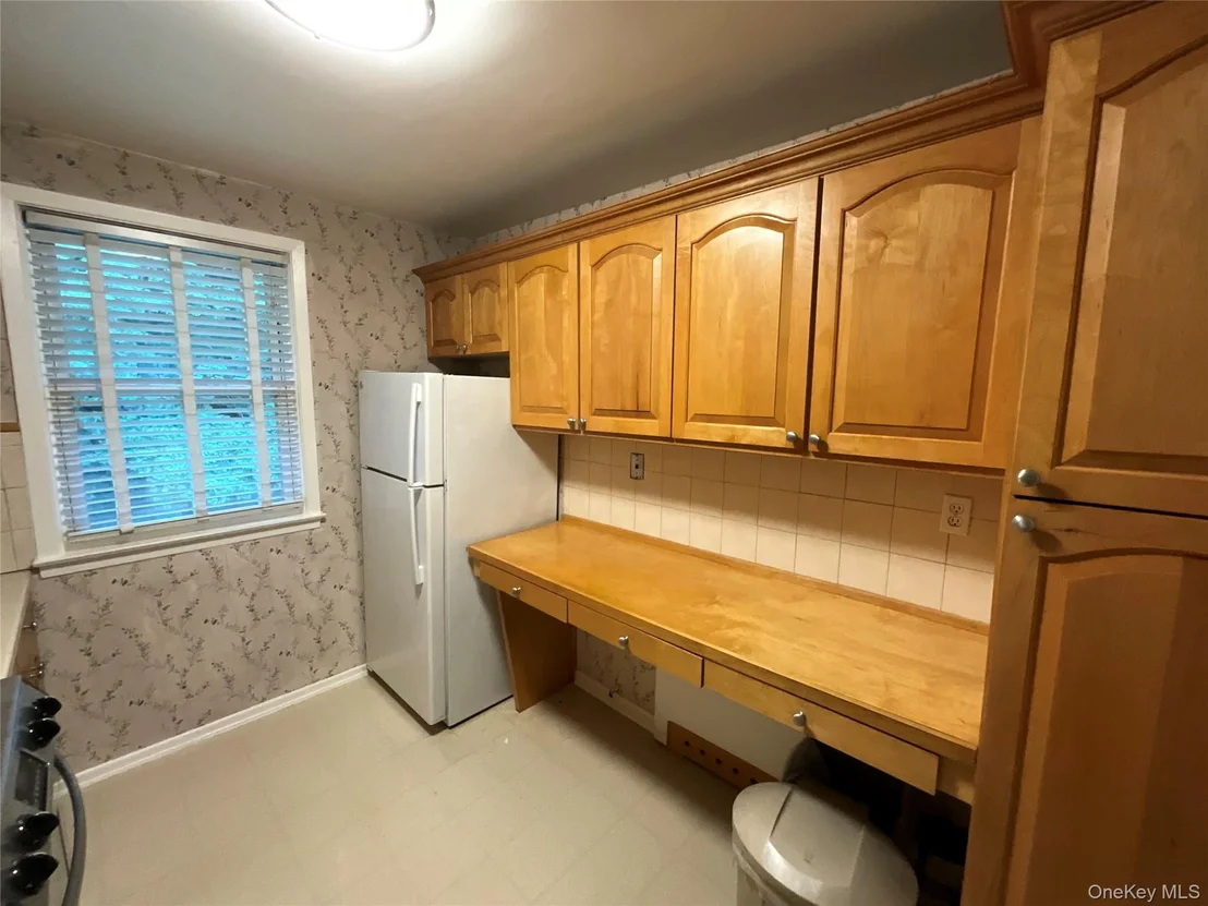 Photo of Unit D at 71 Avon Circle