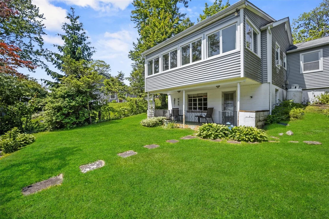 Photo of 65 Lakeside Road