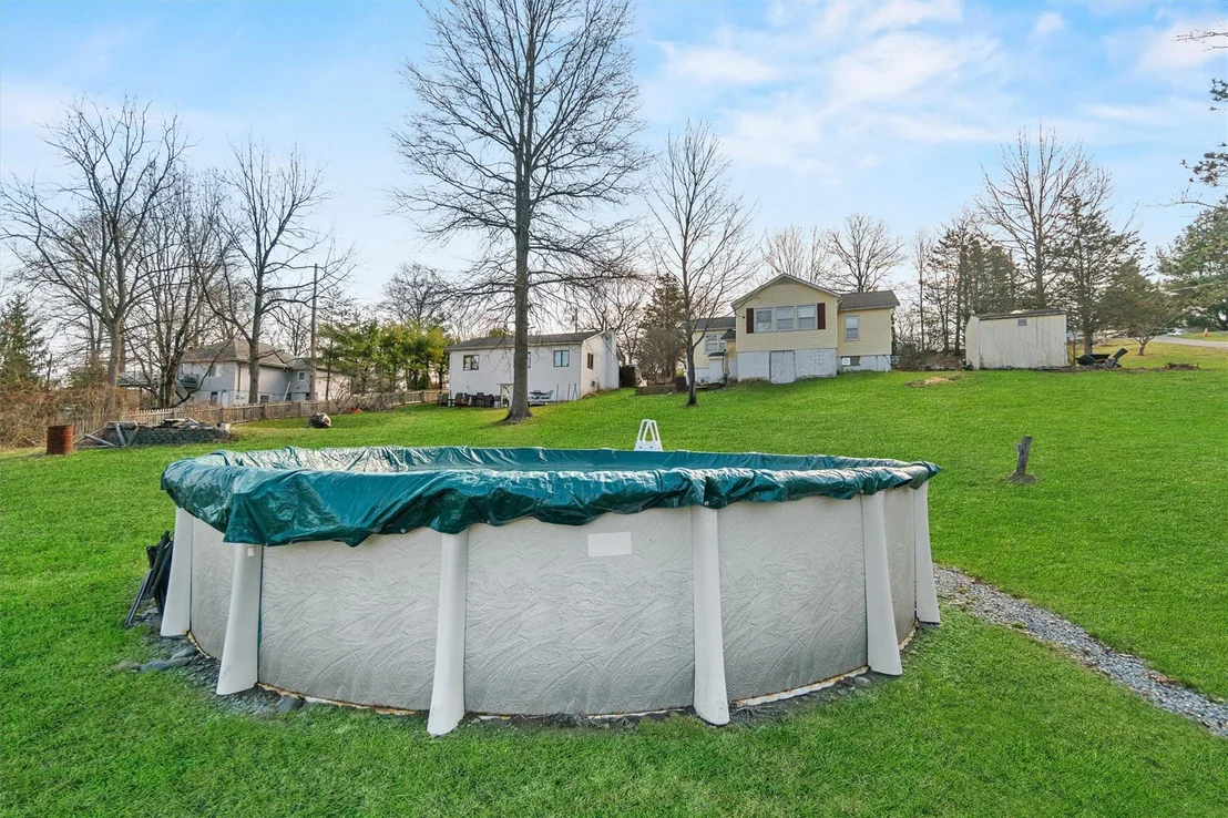 Photo of 49 Lakeside Drive