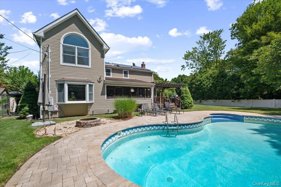 Photo of 16 Brook Lane