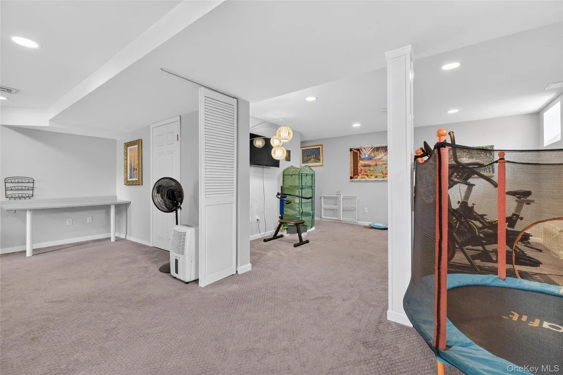 Photo of 24 Coachlight Drive