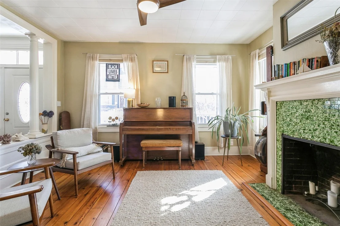 Photo of 9 Dutchess Terrace