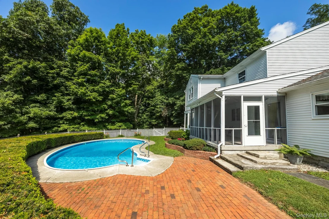 Photo of 75 Hornbeck Road