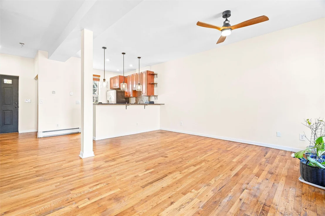 Photo of 1624 Park Street