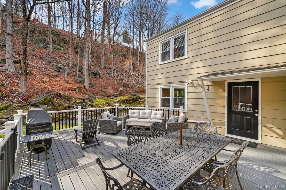 Photo of 18 Clovebrook Road