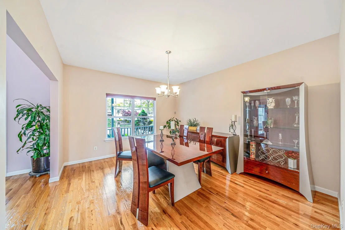Photo of 73 Elm Avenue