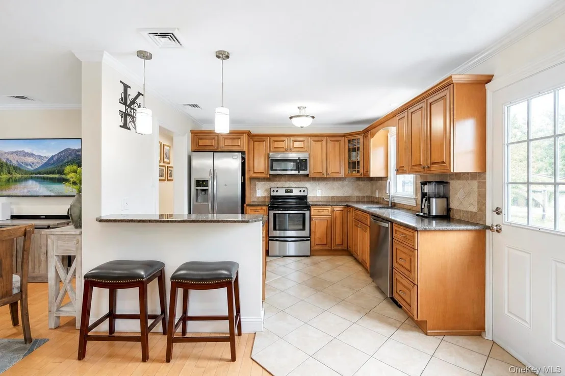 Photo of 18 Hillcrest Road