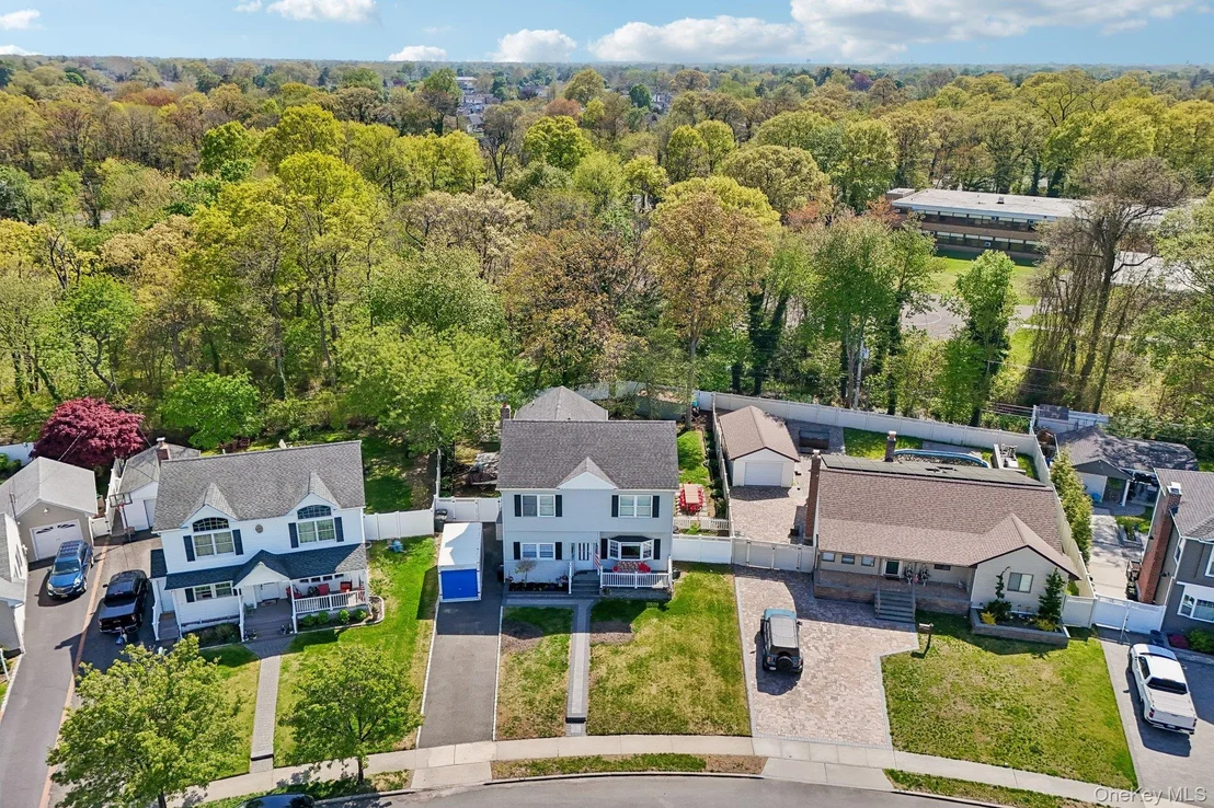 Photo of 958 Alan Drive