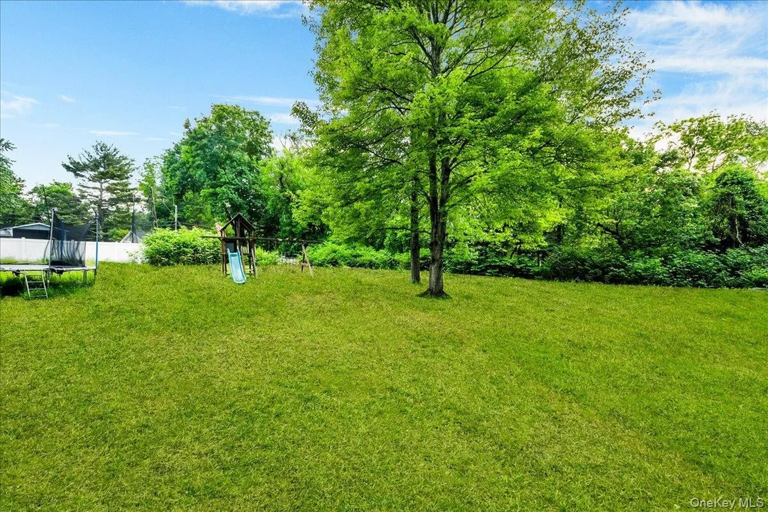 Photo of 9 Hillside Close