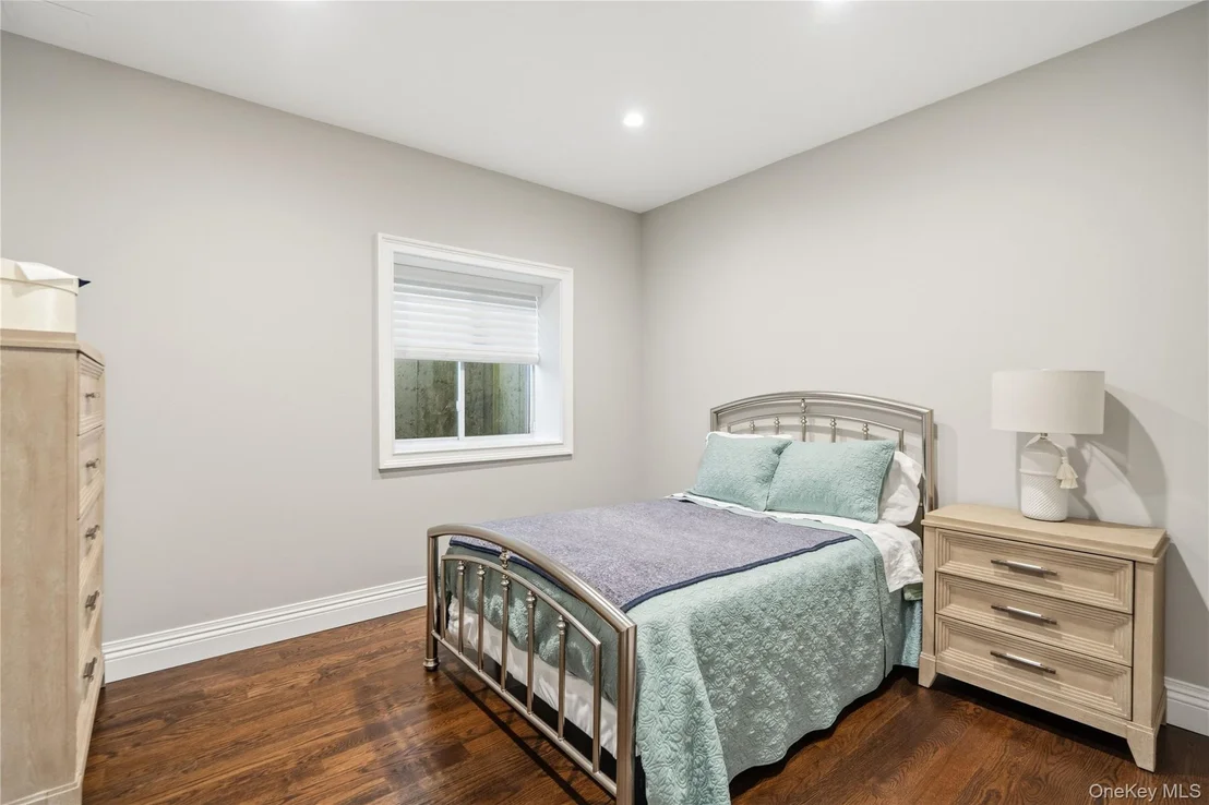 Photo of 55 Belmont Circle