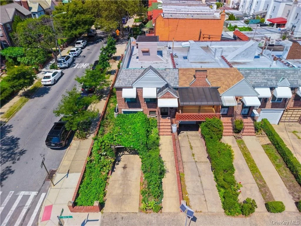 Photo of 3401 Avenue U