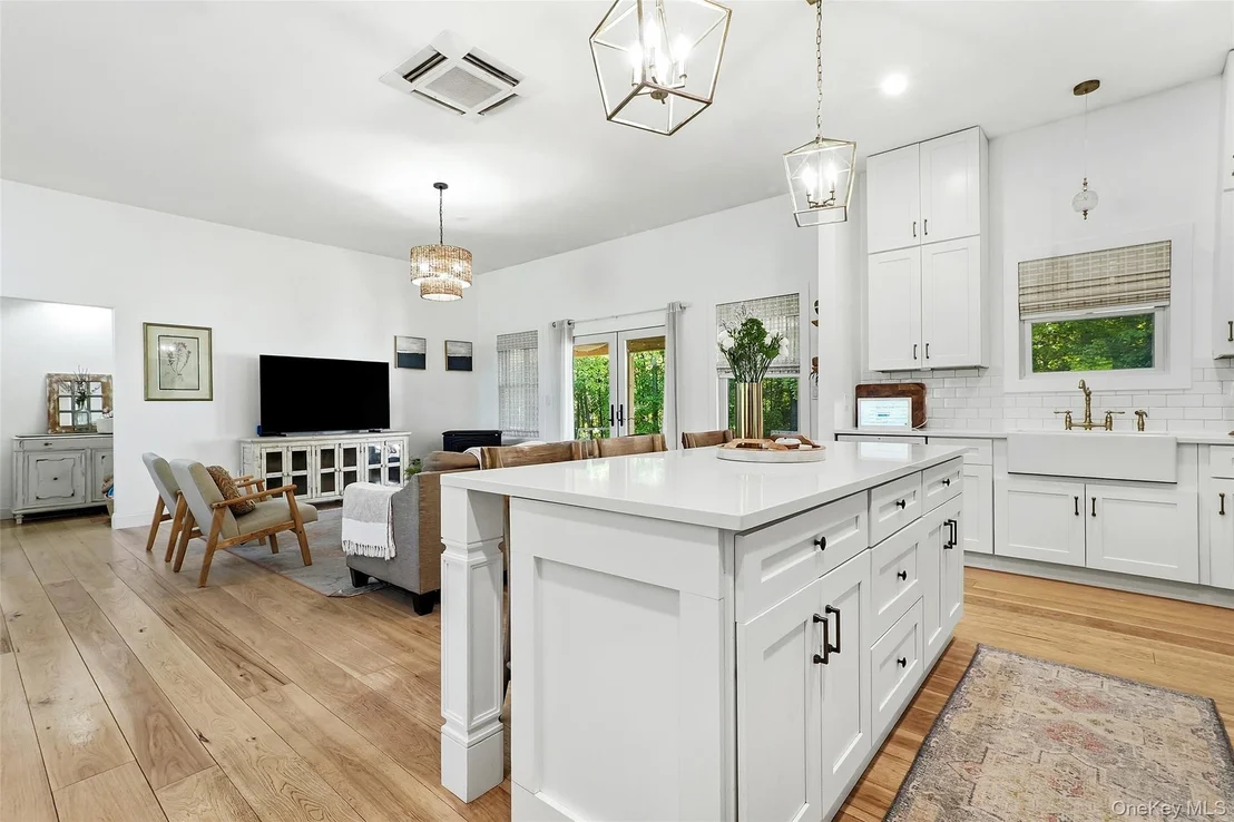 Photo of 18 Barnstormer Lane