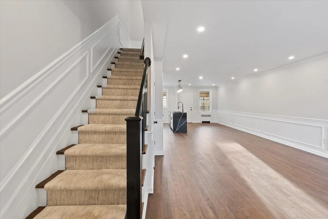 Photo of 3233 Corsa Avenue