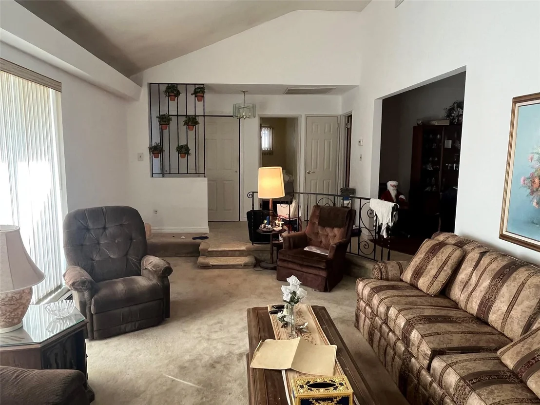 Photo of 75 Ryder Avenue