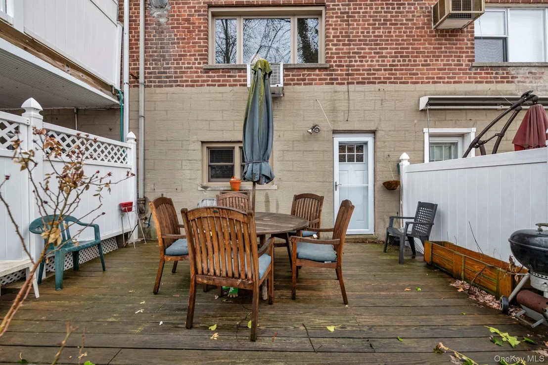 Photo of 1019 Vincent Avenue