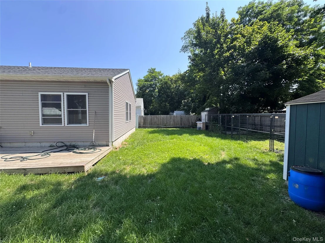 Photo of 20 Cedar Road E
