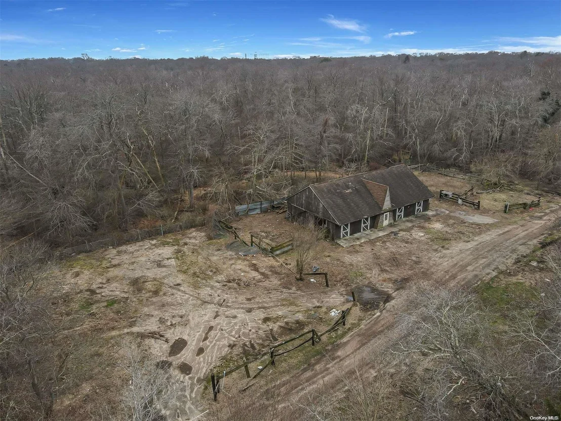 Photo of 32 Deer Path Road