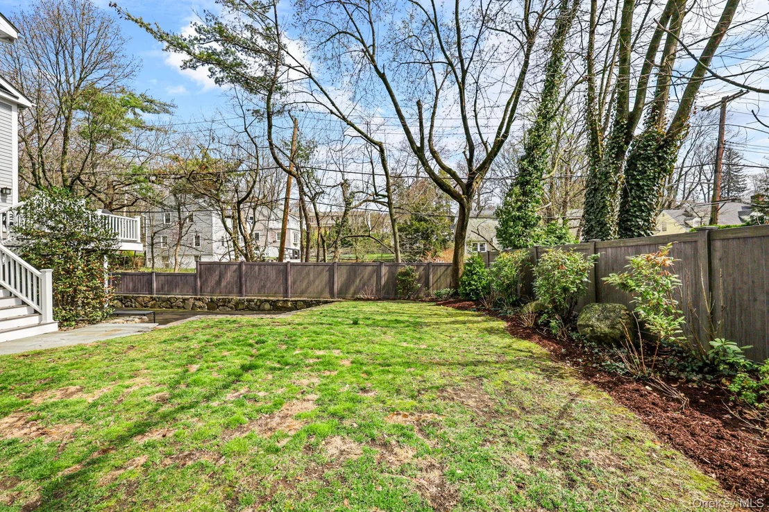 Photo of 146 Boulevard