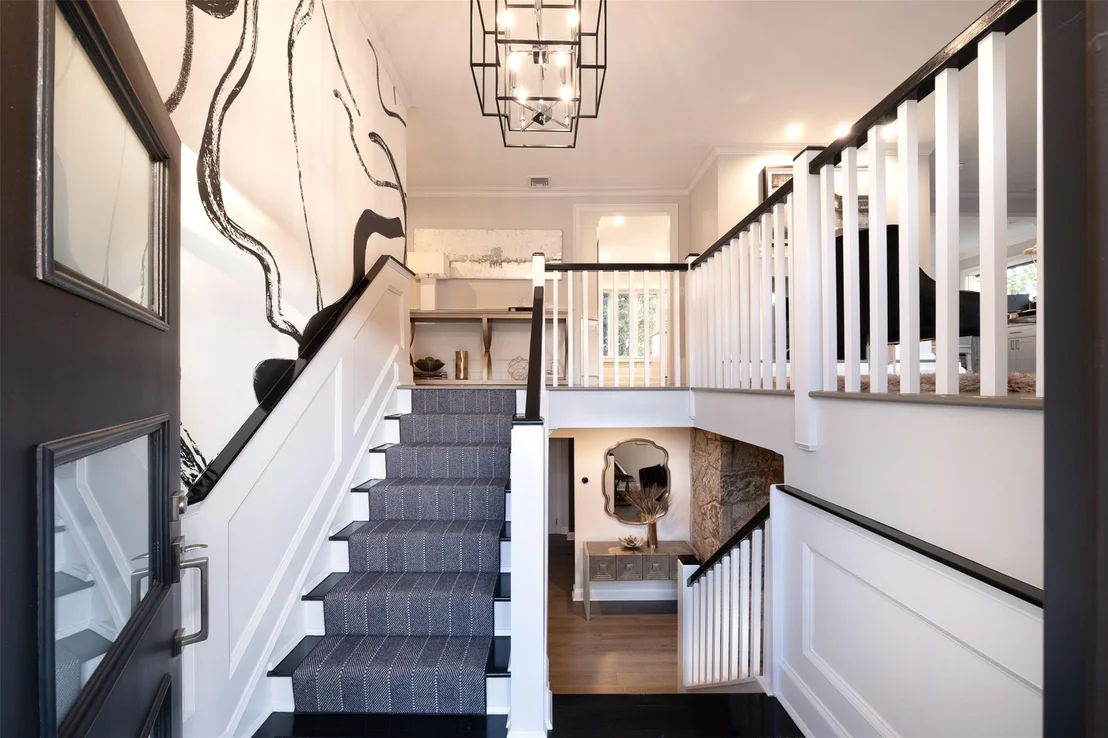 Photo of 6 Hubbard Circle