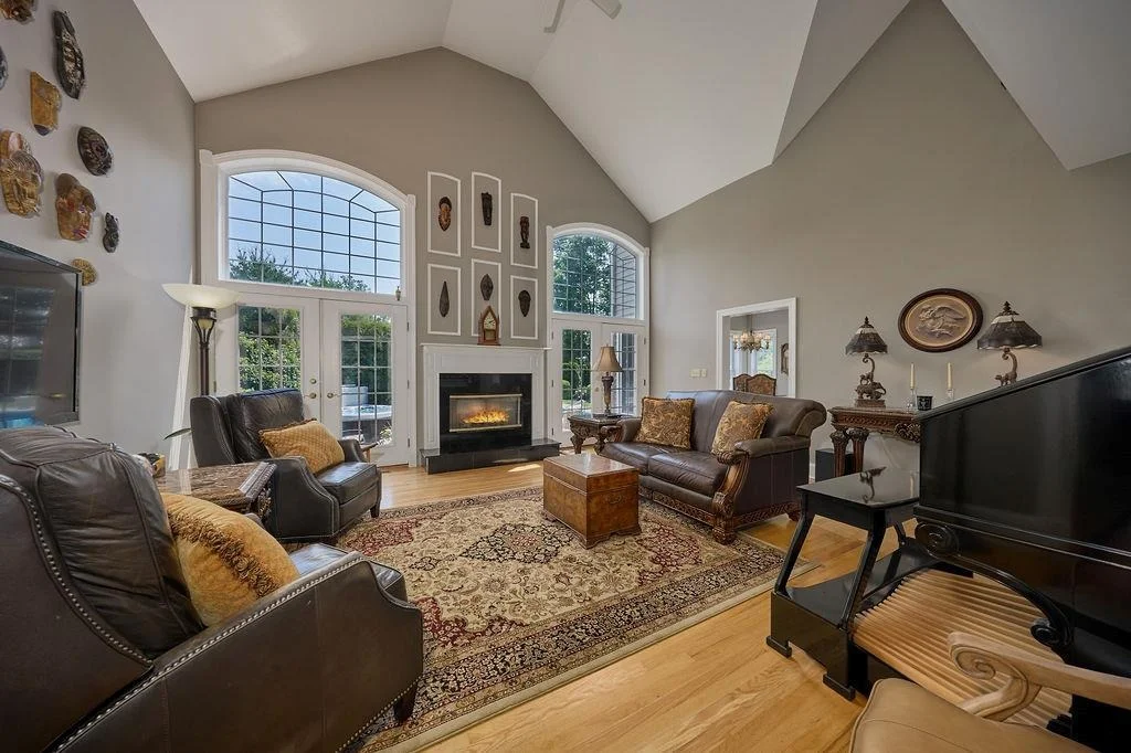 Photo of 57 Coachlight Drive