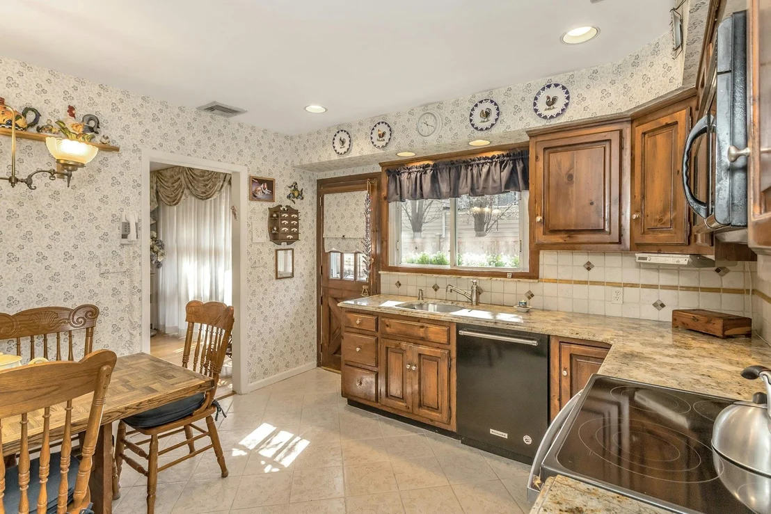 Photo of 2176 Cayuga Drive