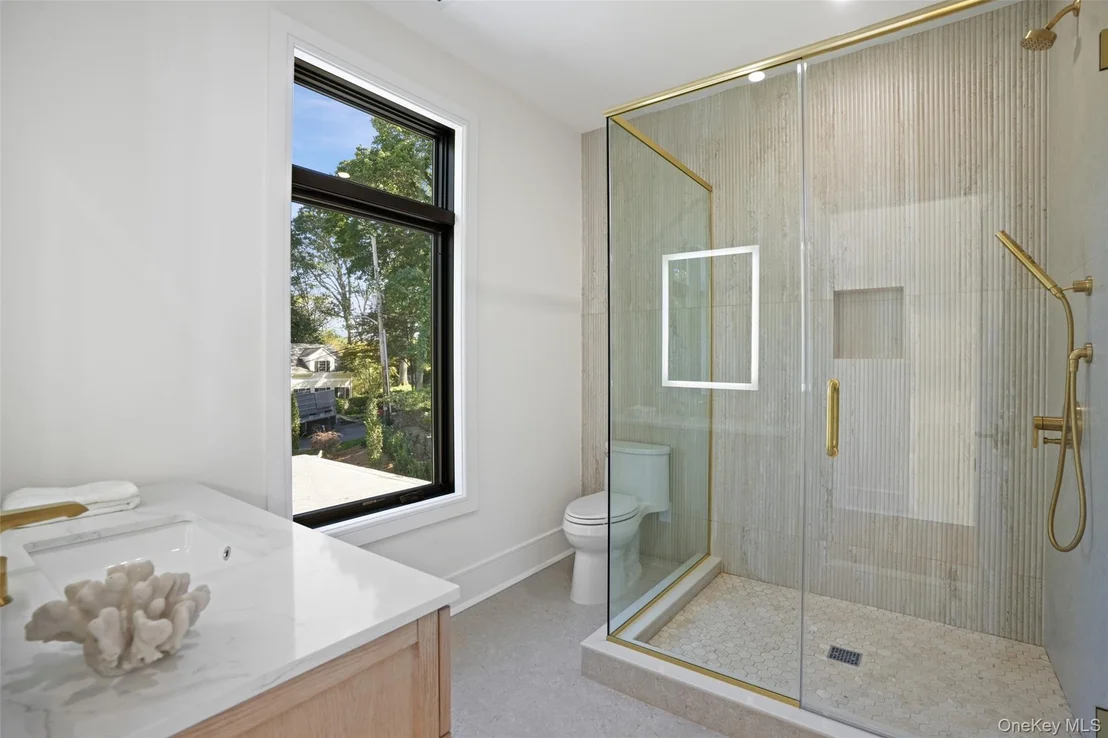 Photo of 11 Boxwood Lane