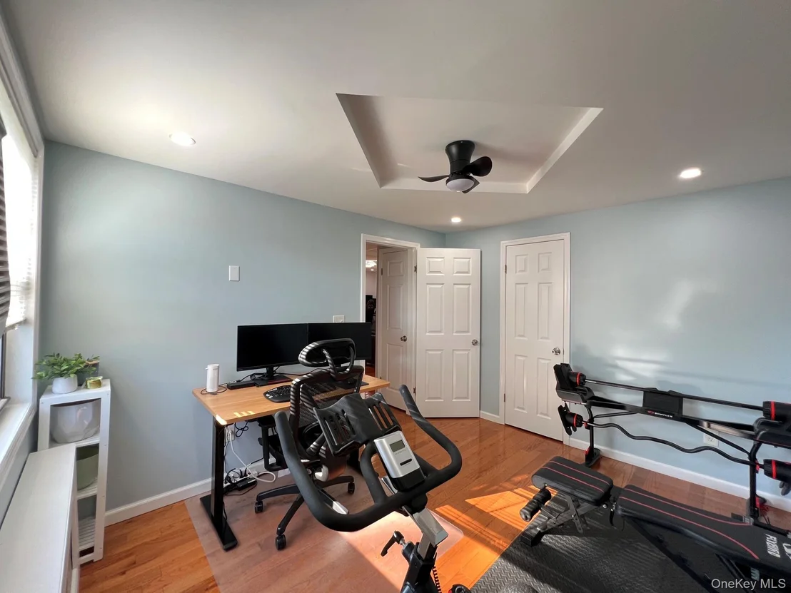 Photo of Unit B at 13714 68TH DRIVE